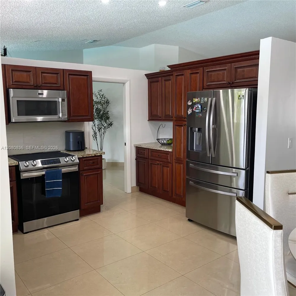 14700 SW 151st Ter Miami, FL 33196