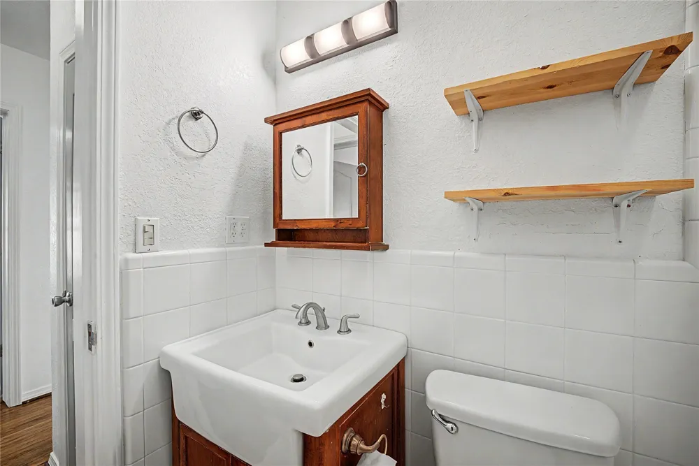 1229 S Erie Avenue Tulsa, OK 74112
