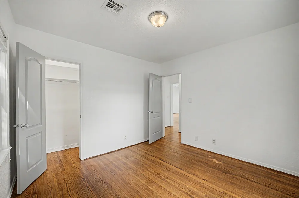 1229 S Erie Avenue Tulsa, OK 74112