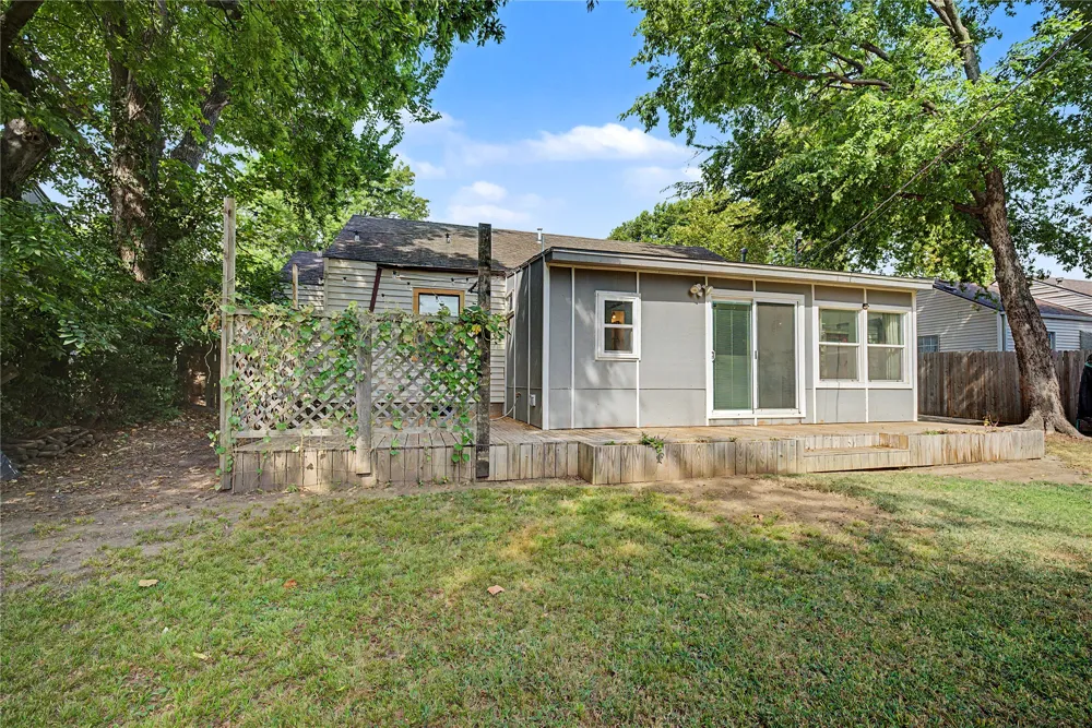 1229 S Erie Avenue Tulsa, OK 74112