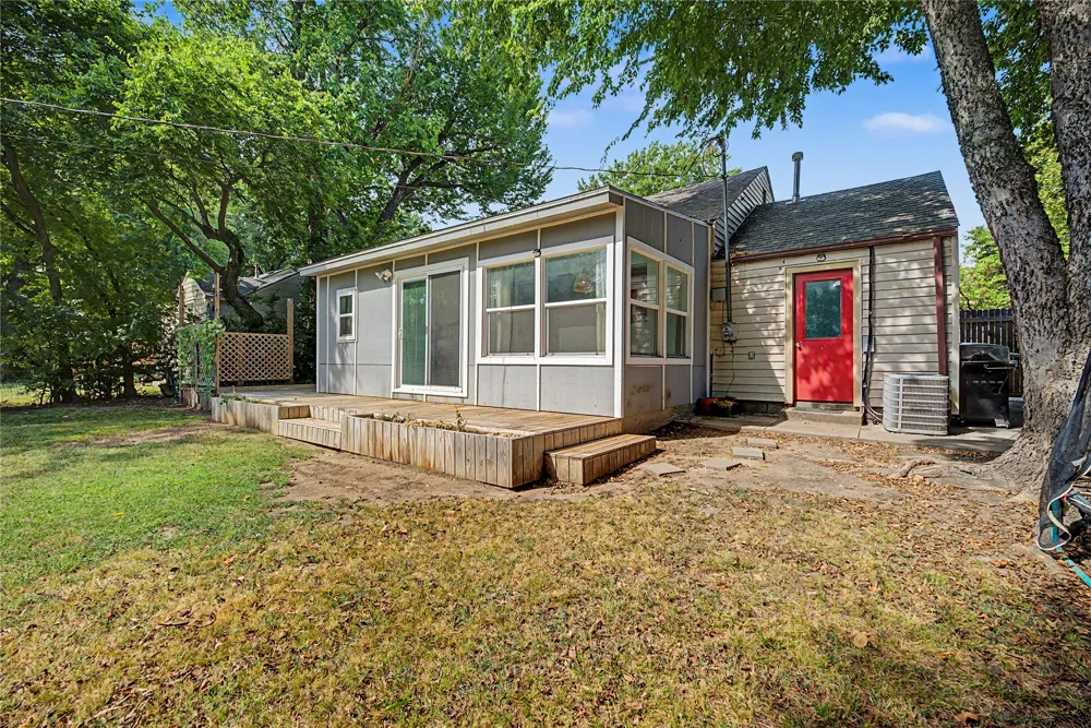 1229 S Erie Avenue Tulsa, OK 74112