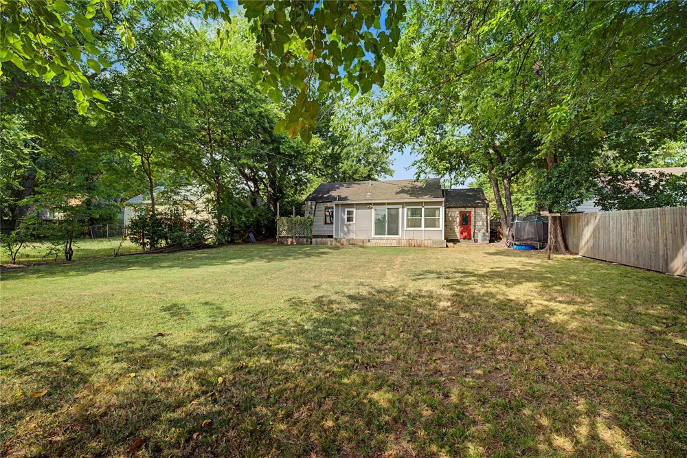 1229 S Erie Avenue Tulsa, OK 74112