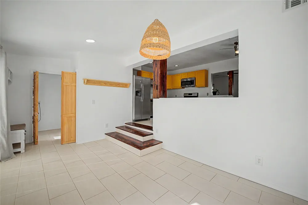 1229 S Erie Avenue Tulsa, OK 74112