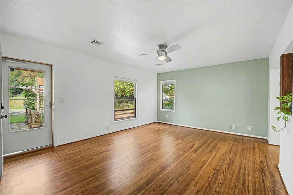 1229 S Erie Avenue Tulsa, OK 74112