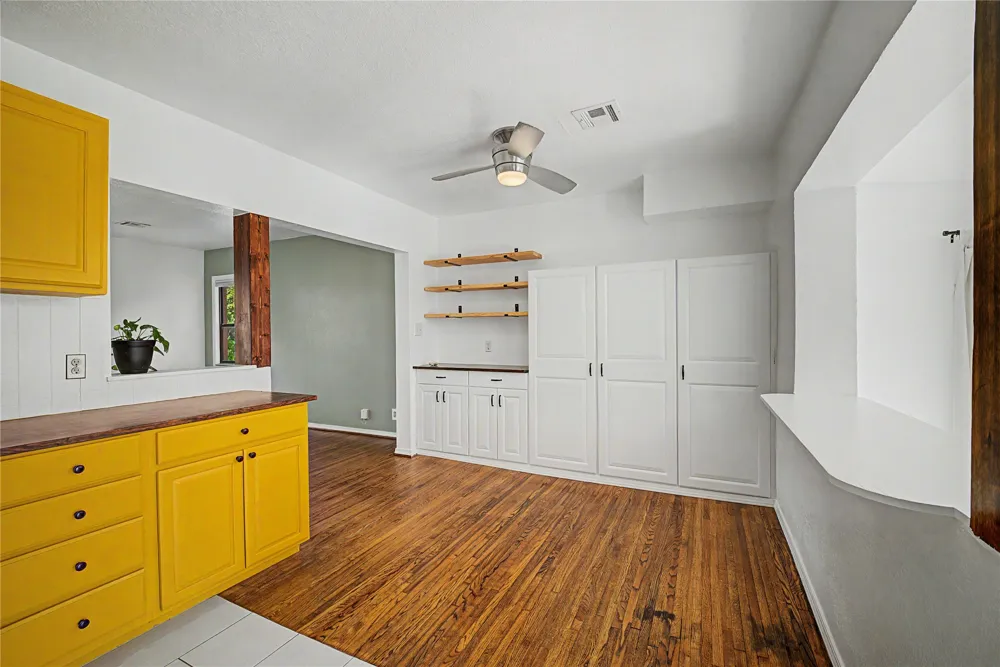 1229 S Erie Avenue Tulsa, OK 74112