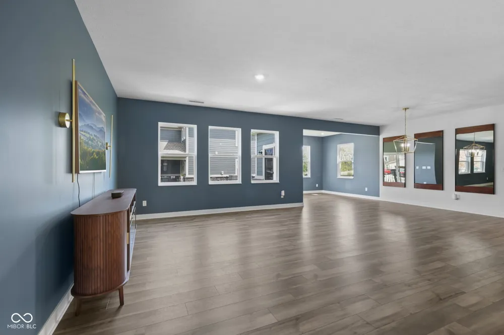3845 Andean Bargersville, IN 46106