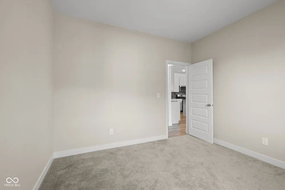 3845 Andean Bargersville, IN 46106