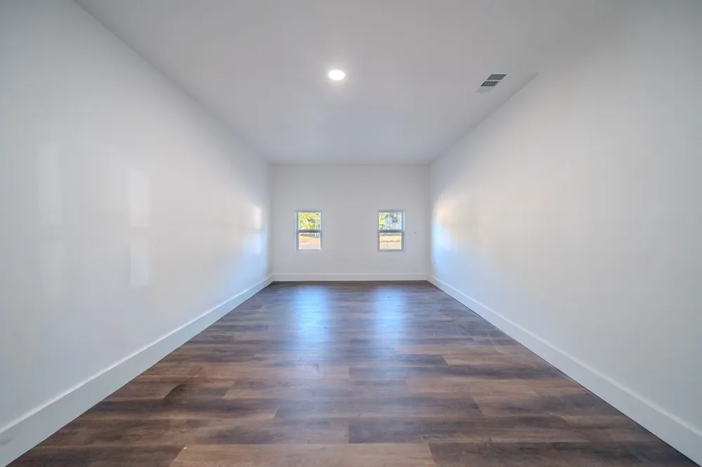 1530 Hillcrest Street Mesquite, TX 75149