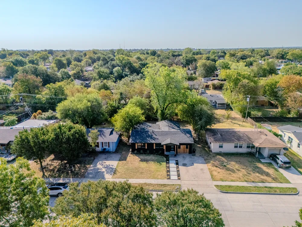 1530 Hillcrest Street Mesquite, TX 75149