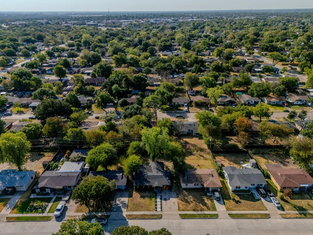 1530 Hillcrest Street Mesquite, TX 75149