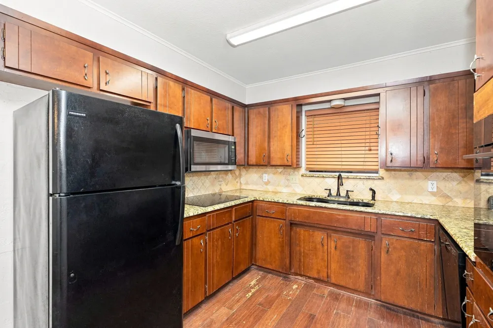 301 Suzanne Terrace Burleson, TX 76028