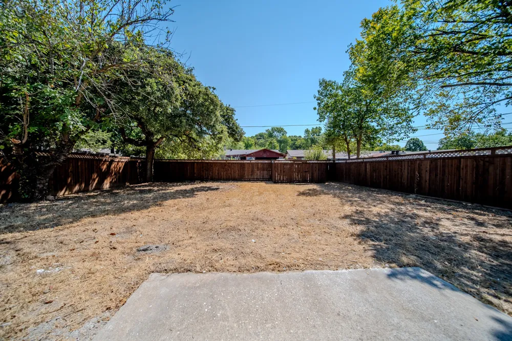 238 Prairie Vista Drive Dallas, TX 75217