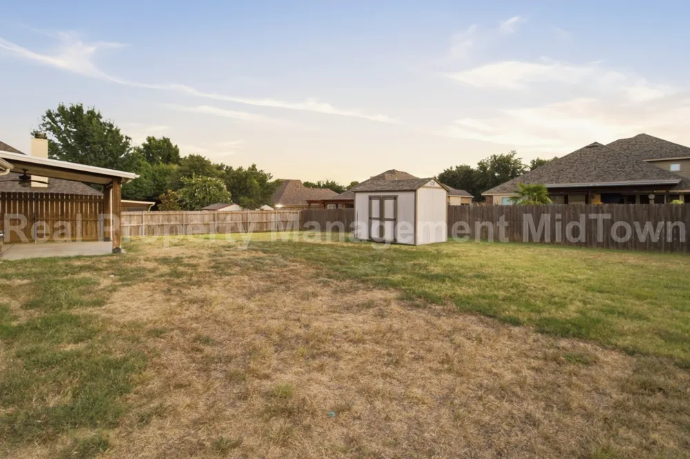 1105 Sunland Court Mansfield, TX 76063