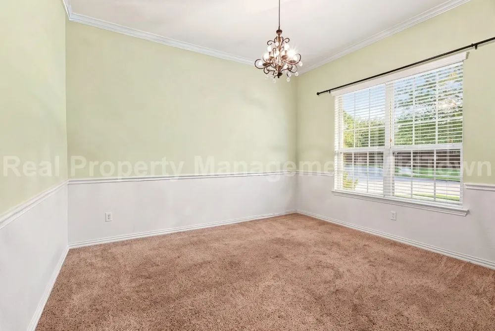 1105 Sunland Court Mansfield, TX 76063