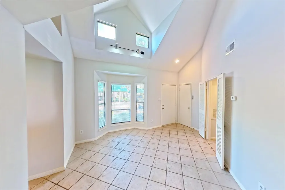 4144 Greystone Way #702 Sugar Land, TX 77479