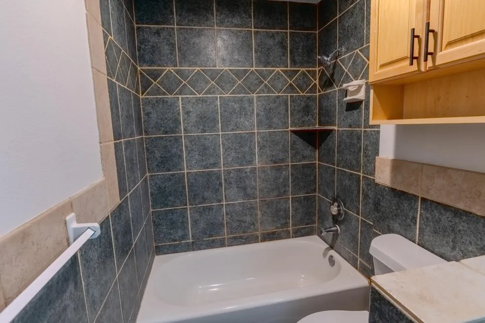 4144 Greystone Way #702 Sugar Land, TX 77479
