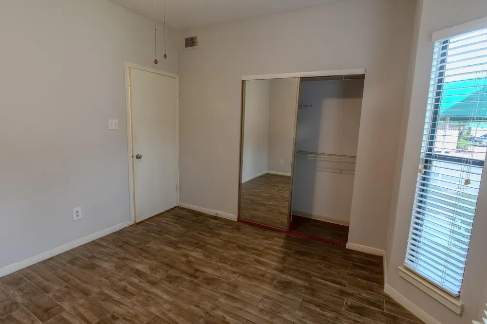 4144 Greystone Way #702 Sugar Land, TX 77479