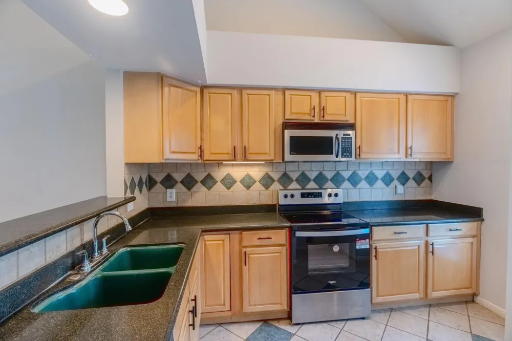4144 Greystone Way #702 Sugar Land, TX 77479