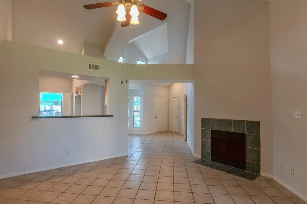 4144 Greystone Way #702 Sugar Land, TX 77479