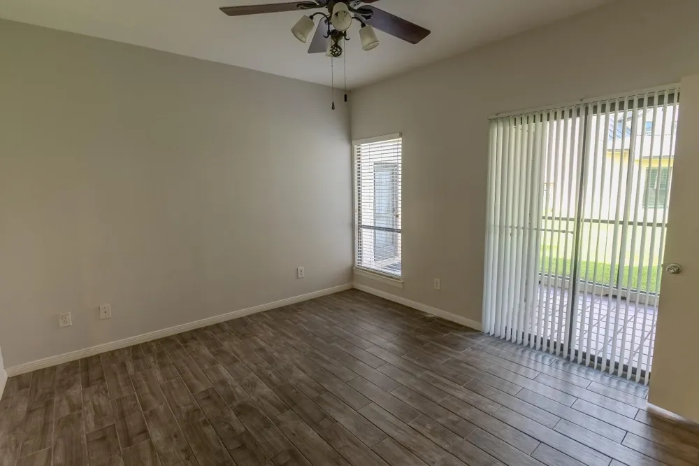 4144 Greystone Way #702 Sugar Land, TX 77479