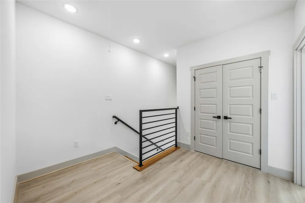 7555 Calhoun Street #B Houston, TX 77051