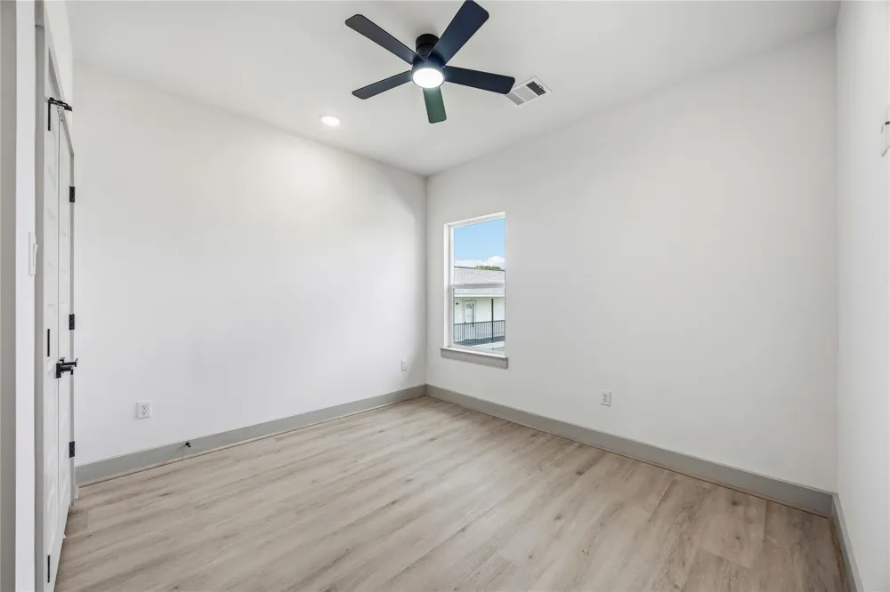 7555 Calhoun Street #B Houston, TX 77051
