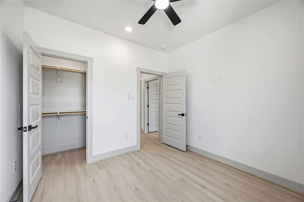 7555 Calhoun Street #B Houston, TX 77051