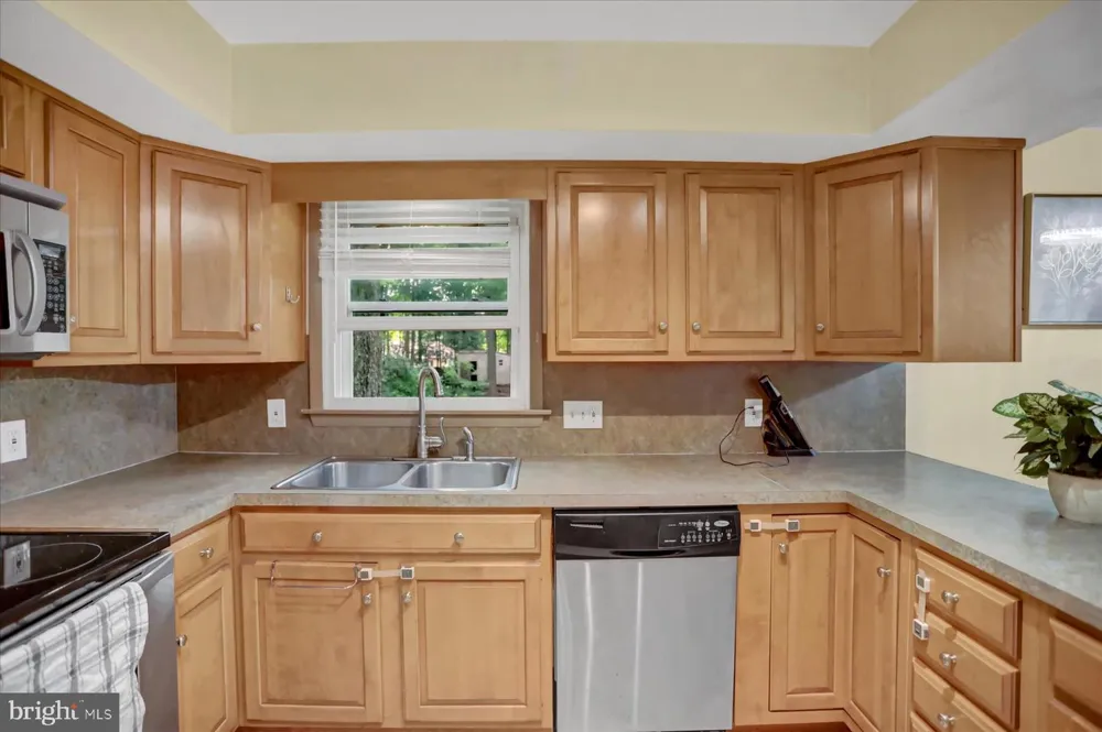219 MORNINGSIDE CIRCLE State College, PA 16803