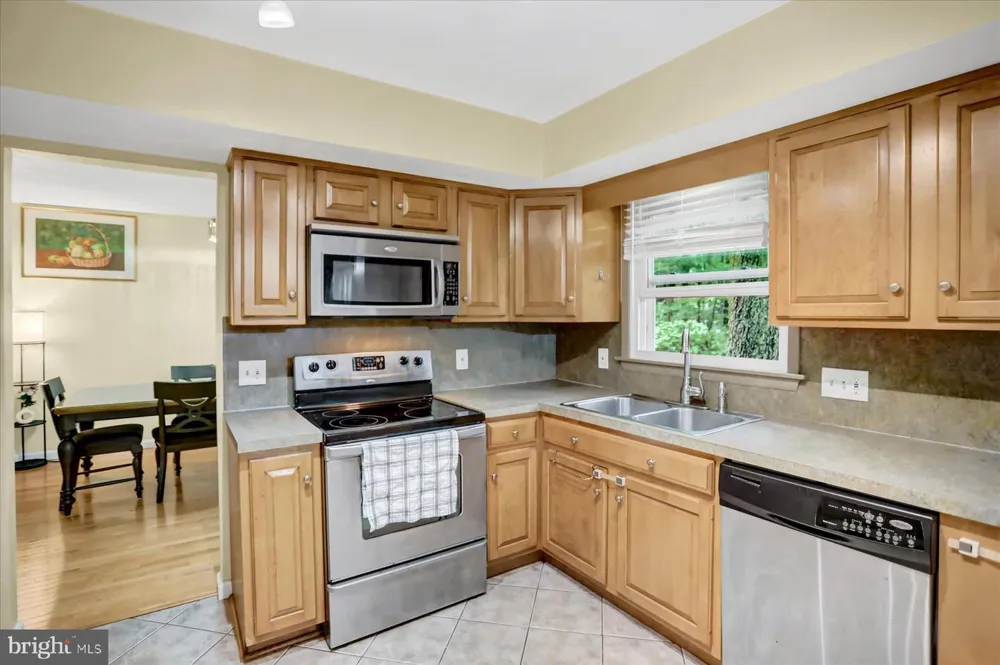 219 MORNINGSIDE CIRCLE State College, PA 16803