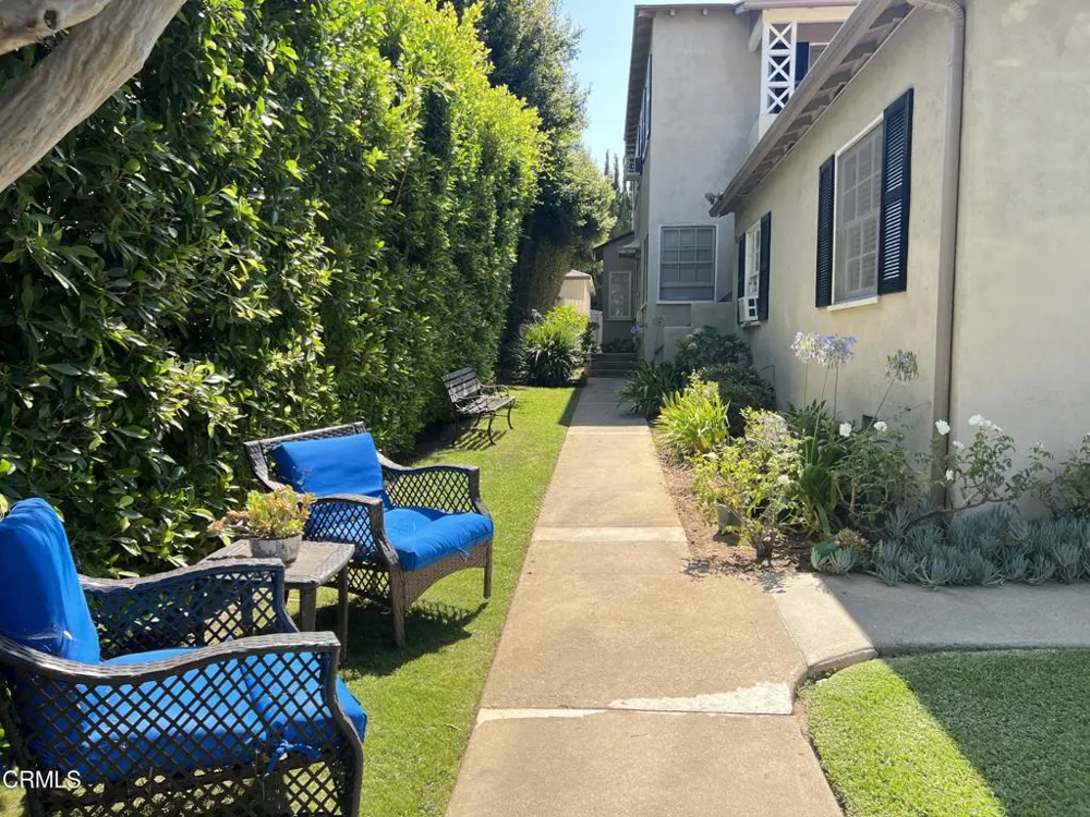 2008 Meridian Avenue South Pasadena, CA 91030