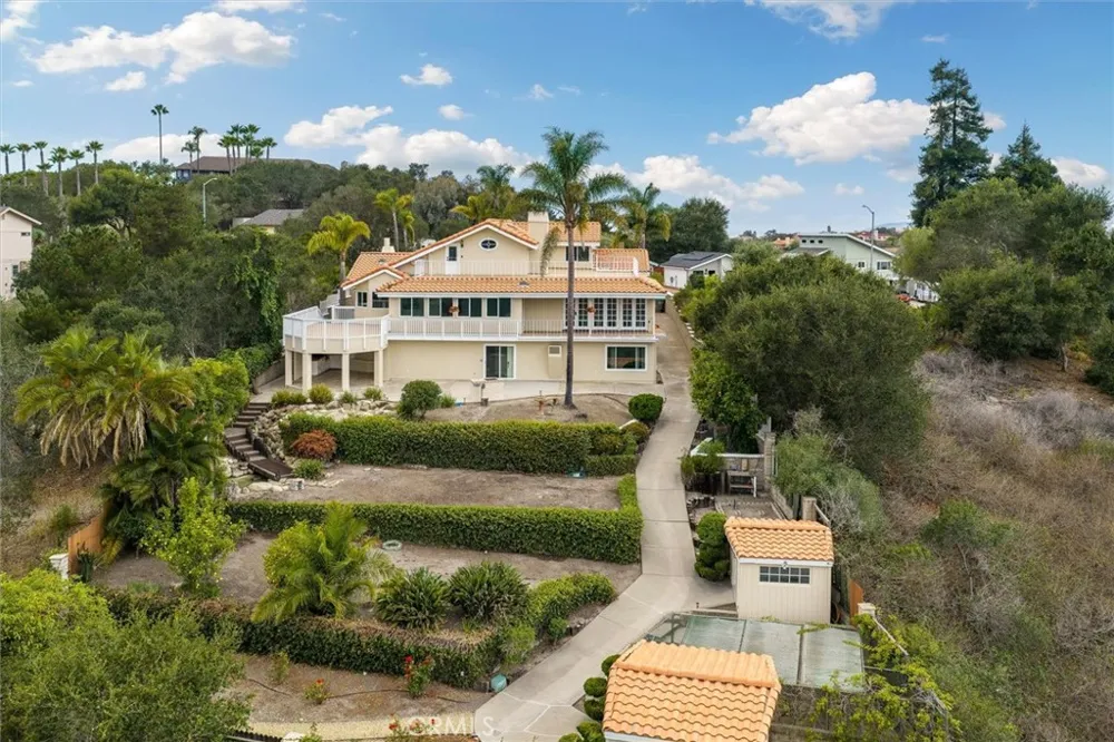 324 Miller Way Arroyo Grande, CA 93420