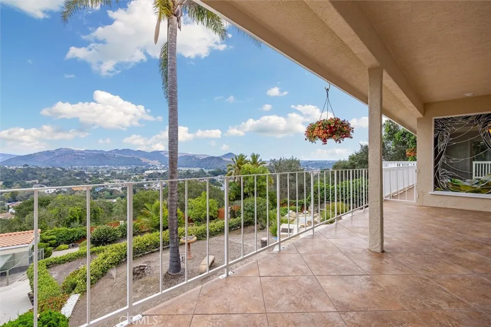 324 Miller Way Arroyo Grande, CA 93420