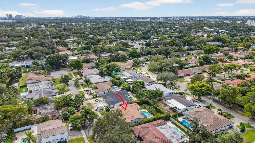 20610 NE 22nd Ct Miami, FL 33180