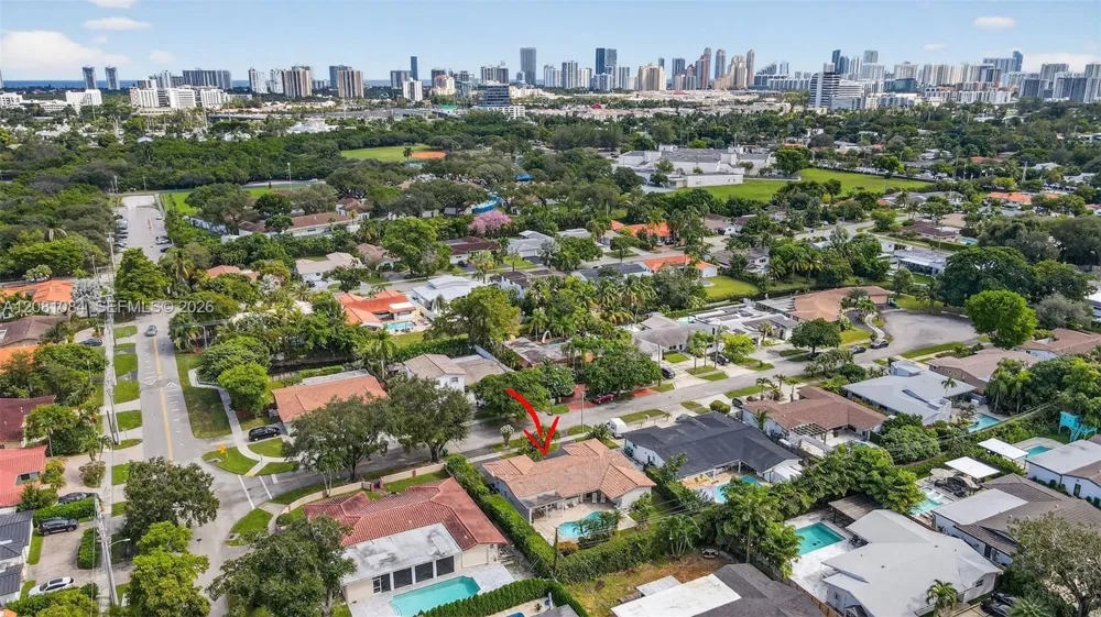 20610 NE 22nd Ct Miami, FL 33180