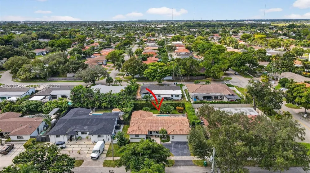 20610 NE 22nd Ct Miami, FL 33180
