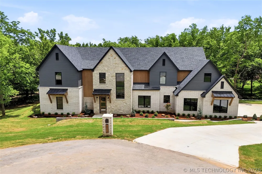 28334 E 71st EastPlace S Broken Arrow, OK 74014