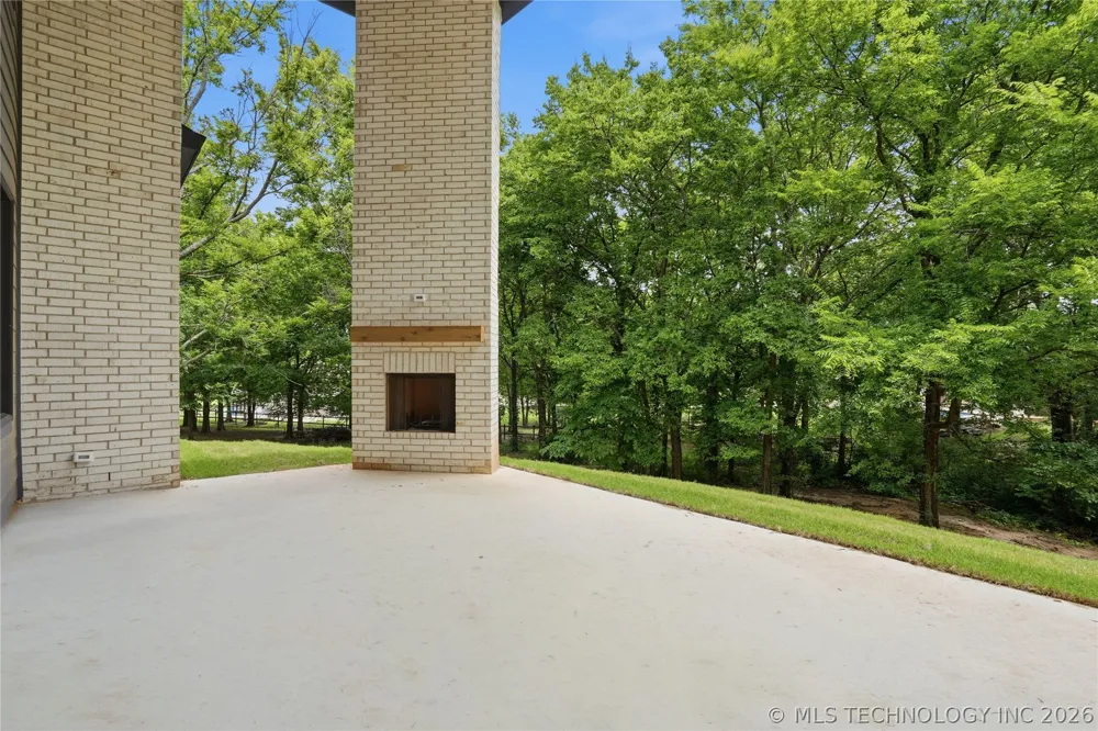28334 E 71st EastPlace S Broken Arrow, OK 74014