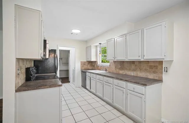 3111 S 213th East Avenue Broken Arrow, OK 74014