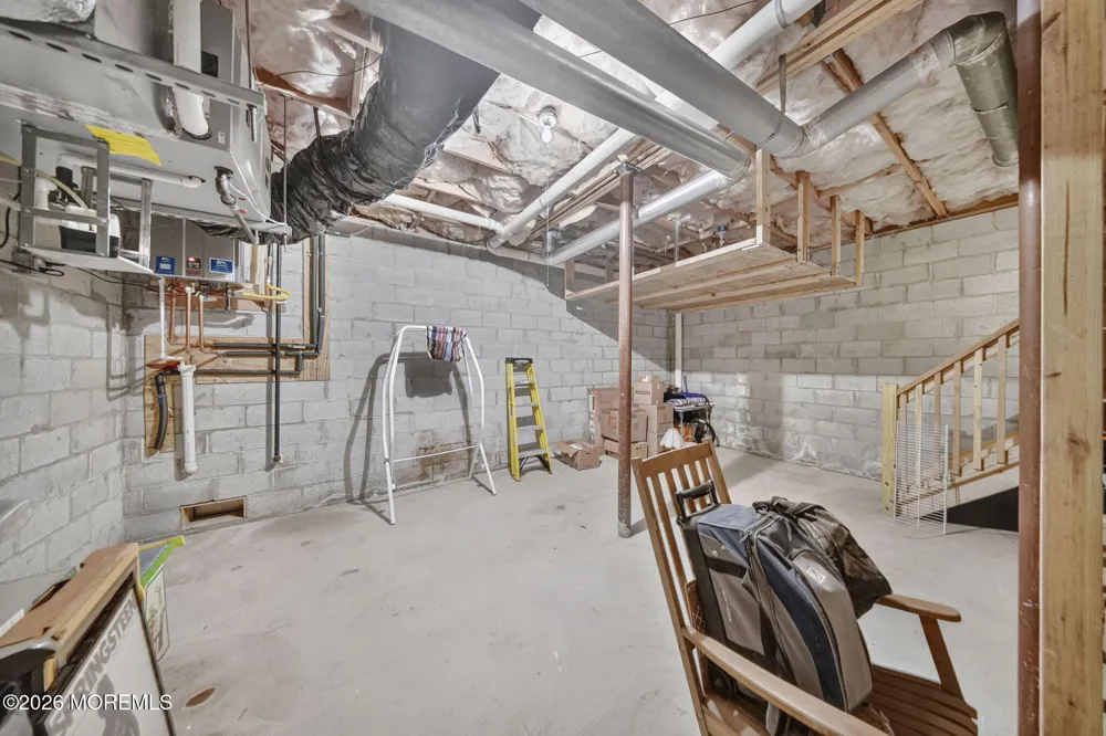 907 Harris Avenue Keyport, NJ 07735