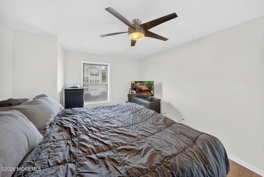 907 Harris Avenue Keyport, NJ 07735