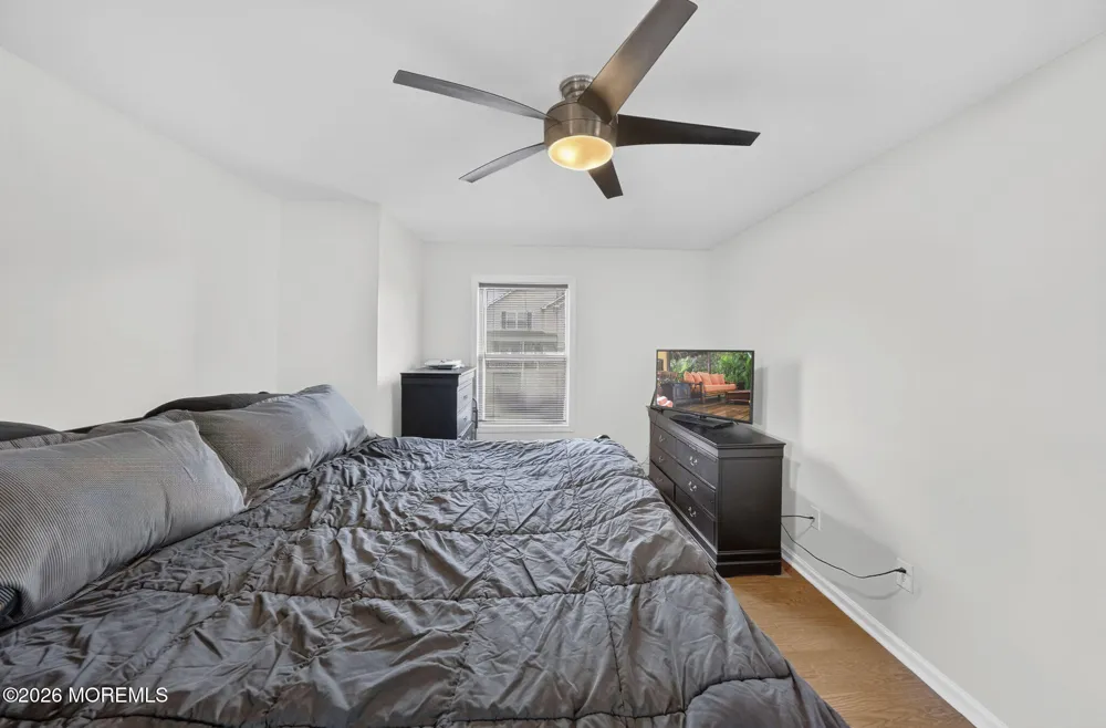 907 Harris Avenue Keyport, NJ 07735