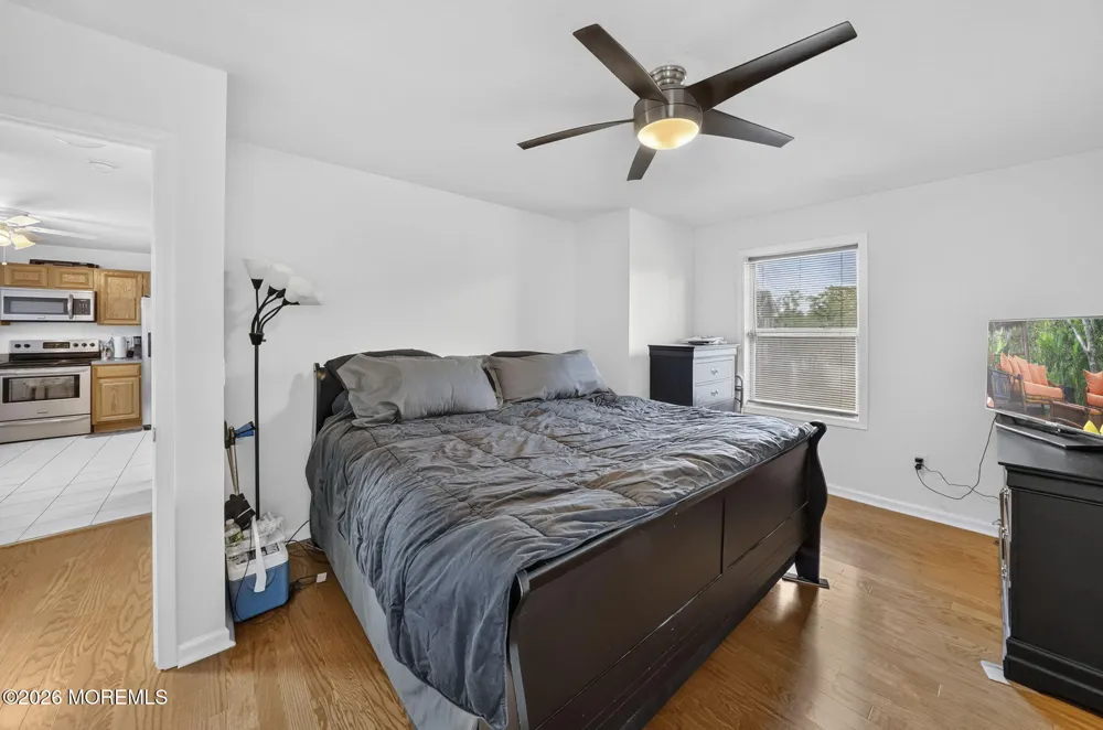 907 Harris Avenue Keyport, NJ 07735