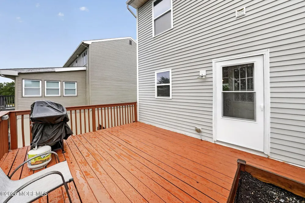 907 Harris Avenue Keyport, NJ 07735