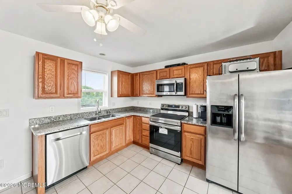 907 Harris Avenue Keyport, NJ 07735