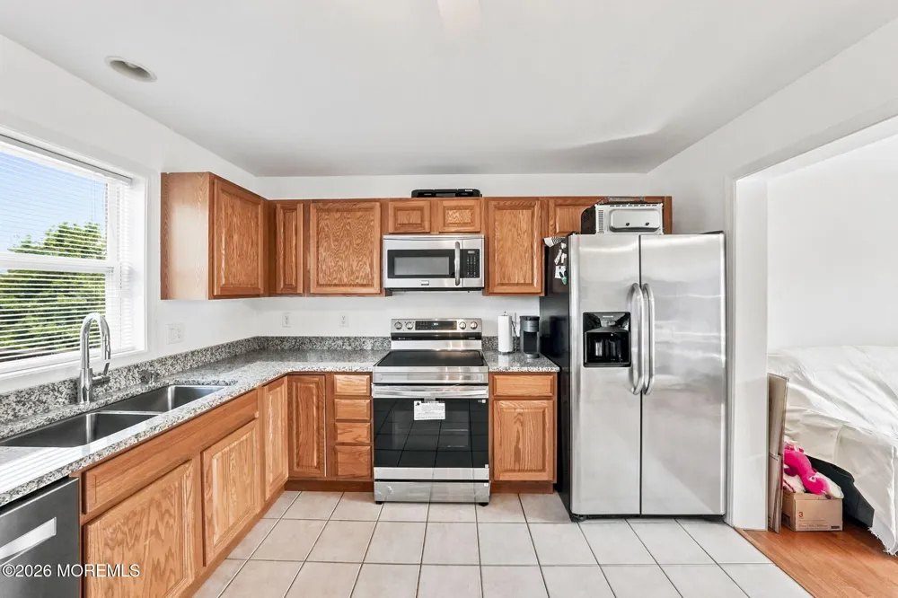 907 Harris Avenue Keyport, NJ 07735