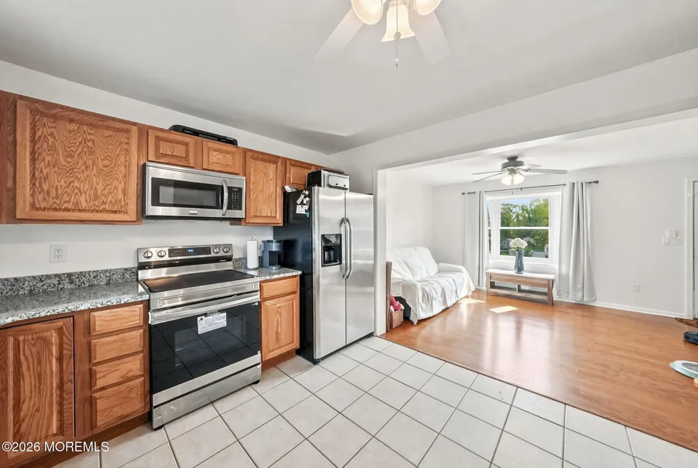 907 Harris Avenue Keyport, NJ 07735