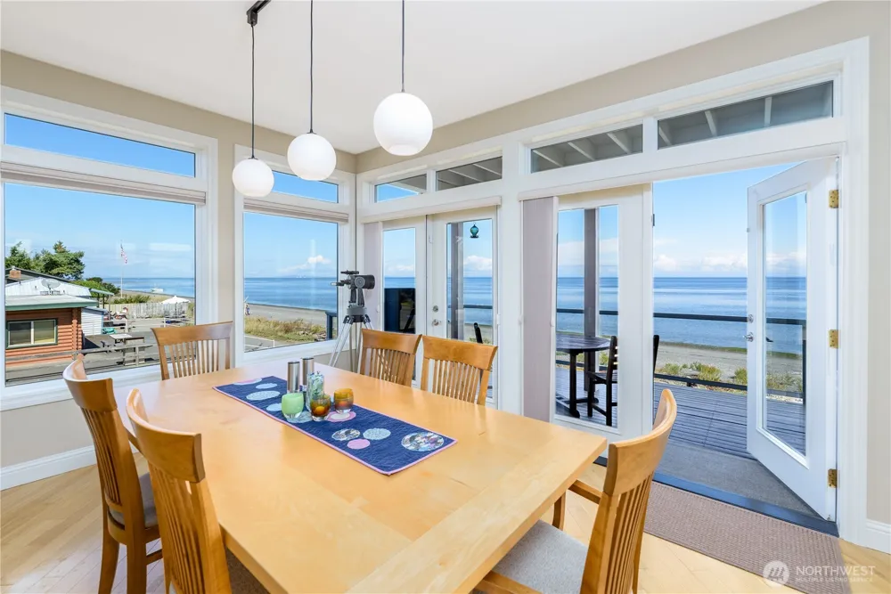 851 3 Crabs Rd Sequim, WA 98382