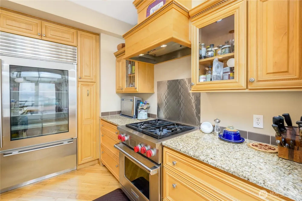 851 3 Crabs Rd Sequim, WA 98382