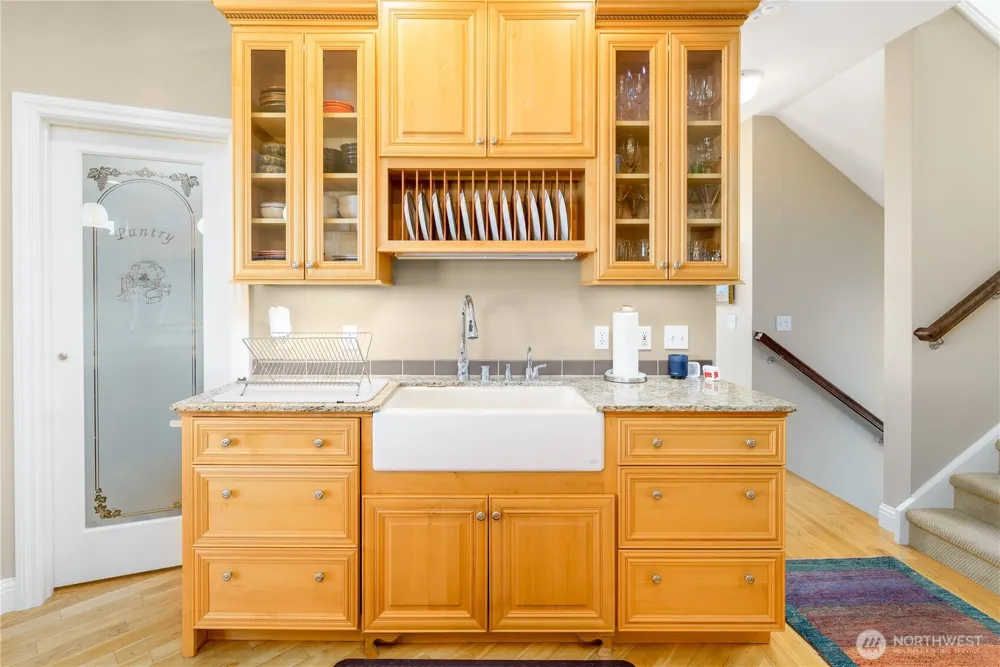 851 3 Crabs Rd Sequim, WA 98382