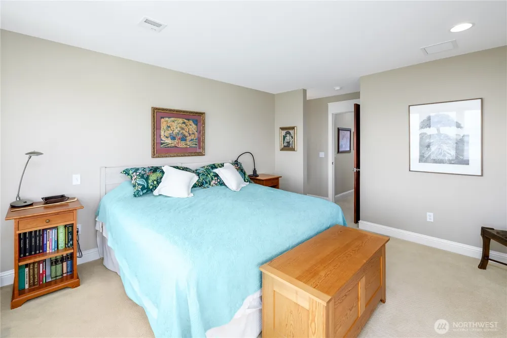 851 3 Crabs Rd Sequim, WA 98382